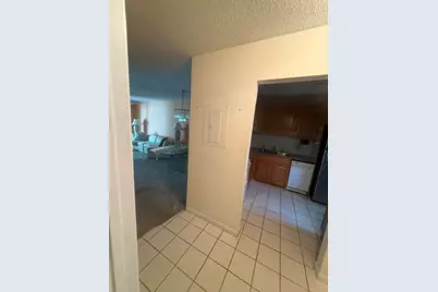 197 Lake Susan Lane, West Palm Beach, FL 33411 - Photo 6