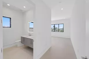 2612 NE 4th St, Pompano Beach, FL 33062 - Photo 50