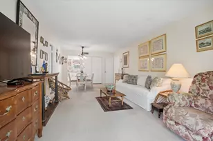 473 Lake Frances Dr, West Palm Beach, FL 33411 - Photo 4