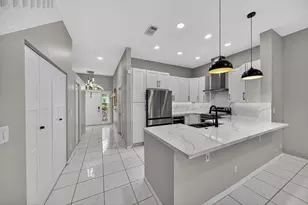 835 NE 17th Way, Fort Lauderdale, FL 33304 - Photo 2