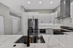 835 NE 17th Way, Fort Lauderdale, FL 33304 - Photo 4