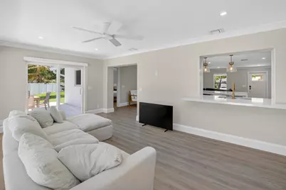 135 SE 28th Court, Boynton Beach, FL 33435 - Photo 24