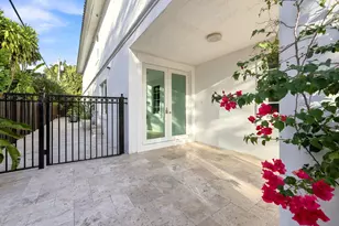 1812 NE 26th Ave, Fort Lauderdale, FL 33305 - Photo 1