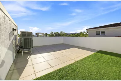 1812 NE 26th Avenue, Fort Lauderdale, FL 33305 - Photo 44