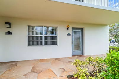 552 Normandy L Lane #l, Delray Beach, FL 33484 - Photo 2