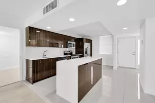 2768 Carambola Cir S, Coconut Creek, FL 33066 - Photo 6