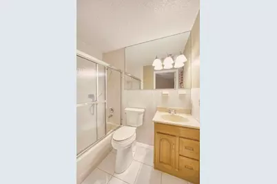 1672 Erie Terrace, Palm Springs, FL 33406 - Photo 26