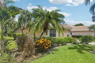 3709 NW Royal Oak Dr, Jensen Beach, FL 34957 - Photo 2