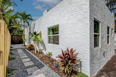 721 Franklin Road, West Palm Beach, FL 33405 - Photo 22