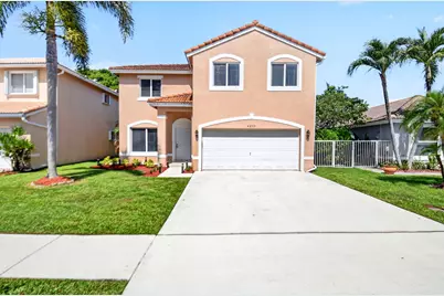 6233 Willoughby Circle, Lake Worth, FL 33463 - Photo 1