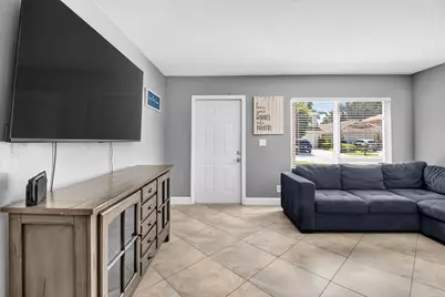 6233 Willoughby Circle, Lake Worth, FL 33463 - Photo 14