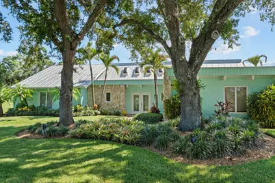 220 SW Willow Lake Trail, Stuart, FL 34997 - Photo 4
