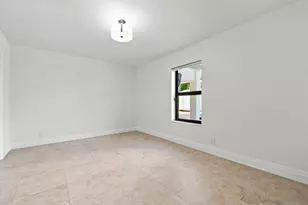 1619 Bayview Dr, Fort Lauderdale, FL 33305 - Photo 18