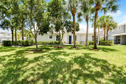 4952 Southard Street, Lake Worth, FL 33463 - Photo 2