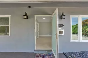 316 NW 20th St, Wilton Manors, FL 33311 - Photo 10