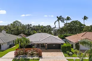 5223 Deerhurst Crescent Cir, Boca Raton, FL 33486 - Photo 2