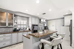 5223 Deerhurst Crescent Cir, Boca Raton, FL 33486 - Photo 20
