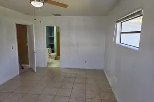 337 Hernando St, Fort Pierce, FL 34949 - Photo 2