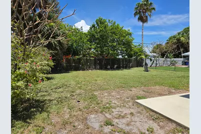 337 Hernando Street, Fort Pierce, FL 34949 - Photo 4