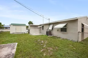 3231 Vassallo Ave, Palm Springs, FL 33461 - Photo 20