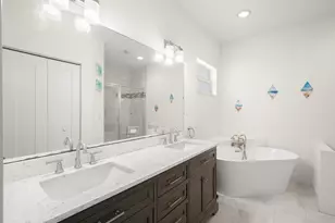2094 SW Capeador St, Port Saint Lucie, FL 34953 - Photo 12