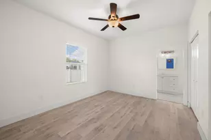 2094 SW Capeador St, Port Saint Lucie, FL 34953 - Photo 22