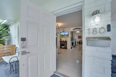 180 NW 48th Court, Oakland Park, FL 33309 - Photo 4