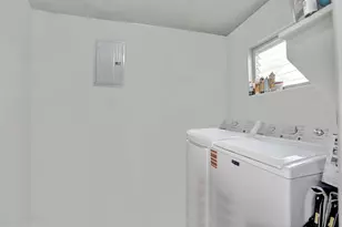 180 NW 48th Ct, Oakland Park, FL 33309 - Photo 24