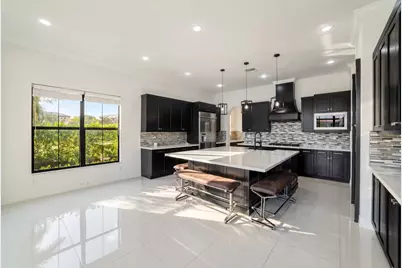 9065 Watercrest Circle E, Parkland, FL 33076 - Photo 8