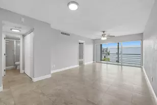 7980 N French Dr, Pembroke Pines, FL 33024 - Photo 18
