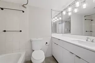 7980 N French Dr, Pembroke Pines, FL 33024 - Photo 10