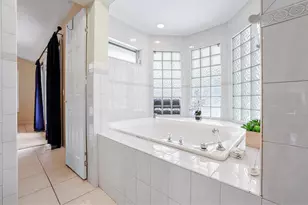 19780 Castlewood Dr, Jupiter, FL 33458 - Photo 58