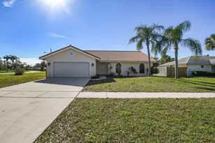 8201 Ranger Trail, Boca Raton, FL 33487 - Photo 2