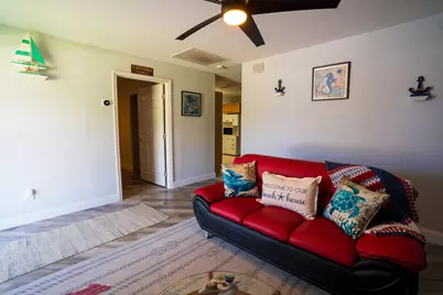 4386 Bamboo Drive, Palm Beach Gardens, FL 33410 - Photo 4