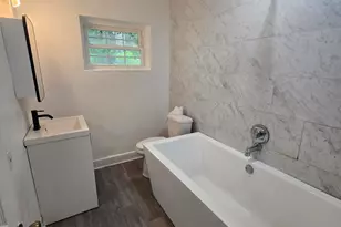 8305 Hogan Rd, Jacksonville, FL 32216 - Photo 22