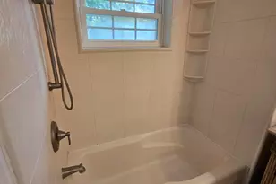 8305 Hogan Rd, Jacksonville, FL 32216 - Photo 18