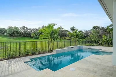 110 SE Via Verona, Port Saint Lucie, FL 34984 - Photo 2