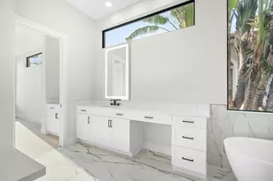 110 SE Via Verona, Port Saint Lucie, FL 34984 - Photo 32