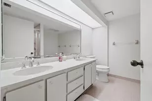 7400 Radice Ct, Lauderhill, FL 33319 - Photo 36