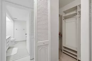 7400 Radice Ct, Lauderhill, FL 33319 - Photo 28