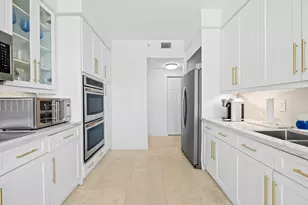 3200 N Ocean Blvd, Fort Lauderdale, FL 33308 - Photo 20