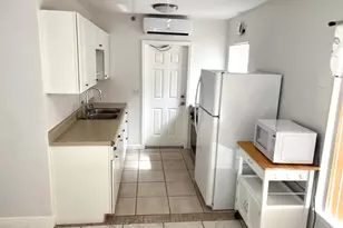 417 NE 2nd St, Boynton Beach, FL 33435 - Photo 4