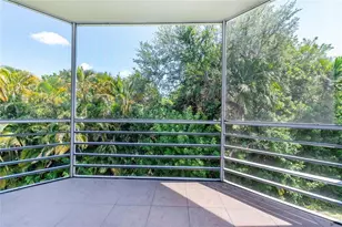 1101 NE 191st St, Miami, FL 33179 - Photo 8