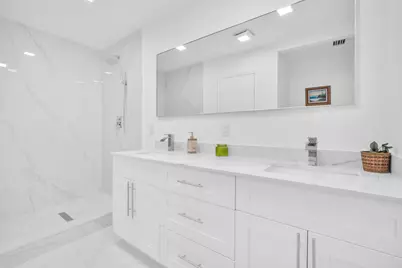 4872 NW 6th Court, Plantation, FL 33317 - Photo 16
