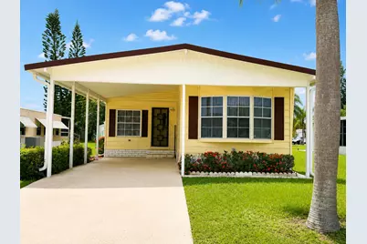 4 Del Sol, Port Saint Lucie, FL 34952 - Photo 1