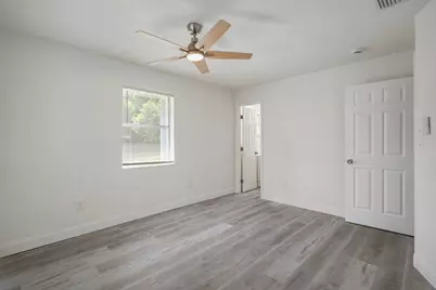 911 SE Dolphin Drive, Stuart, FL 34996 - Photo 22