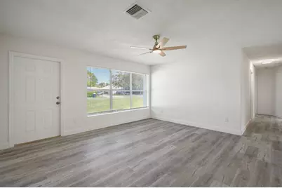 911 SE Dolphin Drive, Stuart, FL 34996 - Photo 10