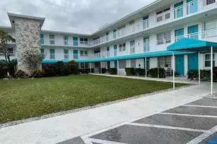 37 Yacht Club Dr, North Palm Beach, FL 33408 - Photo 14