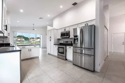 23390 Torre Circle, Boca Raton, FL 33433 - Photo 16