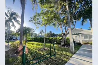 2116 Shoma Drive #Unit 2116, Royal Palm Beach, FL 33414 - Photo 2